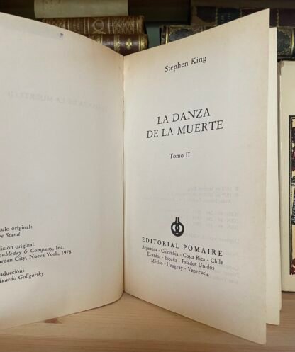 Stephen King La Danza de la Muerte (the Stand) Pomaire 2 voll. 1979 - immagine 6