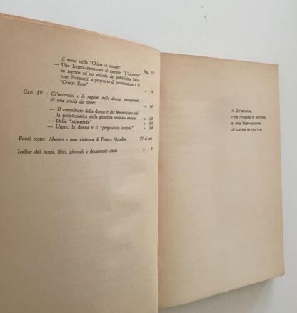 Carmelo R. Viola aborto: perchè deve decidere la donna Pellegrini editore 1977 - immagine 3